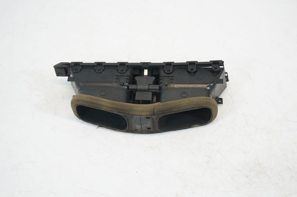 Dash center air vent grill (3)