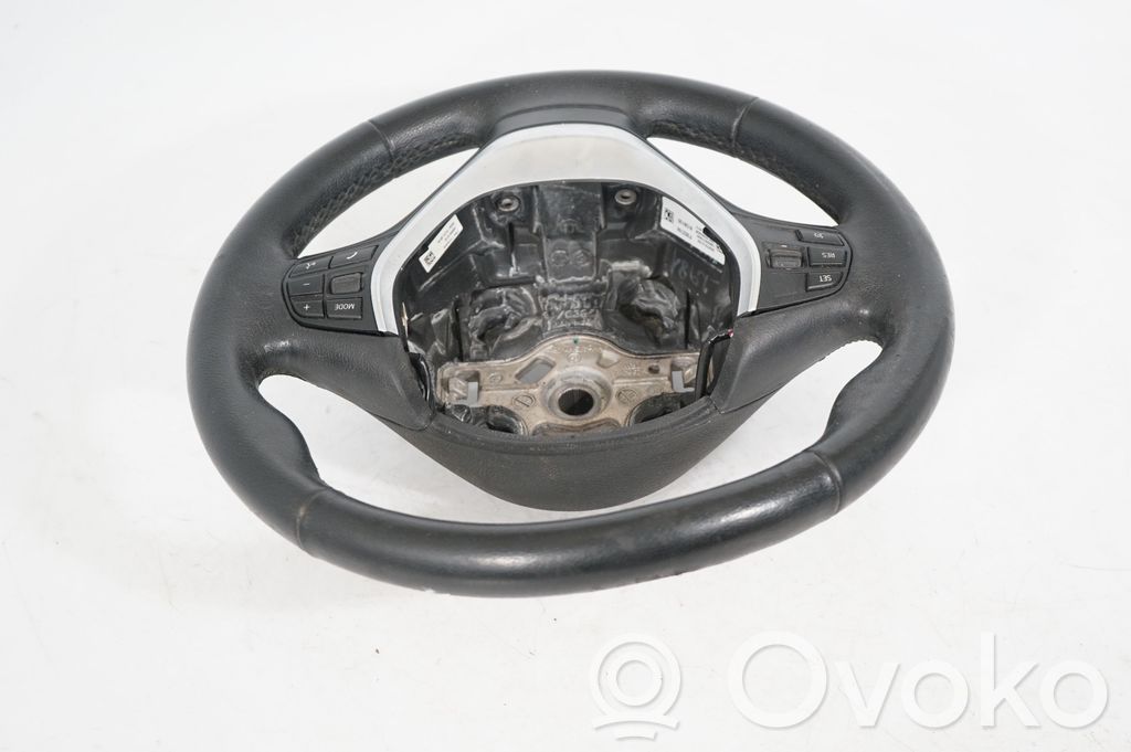 Steering wheel (3)