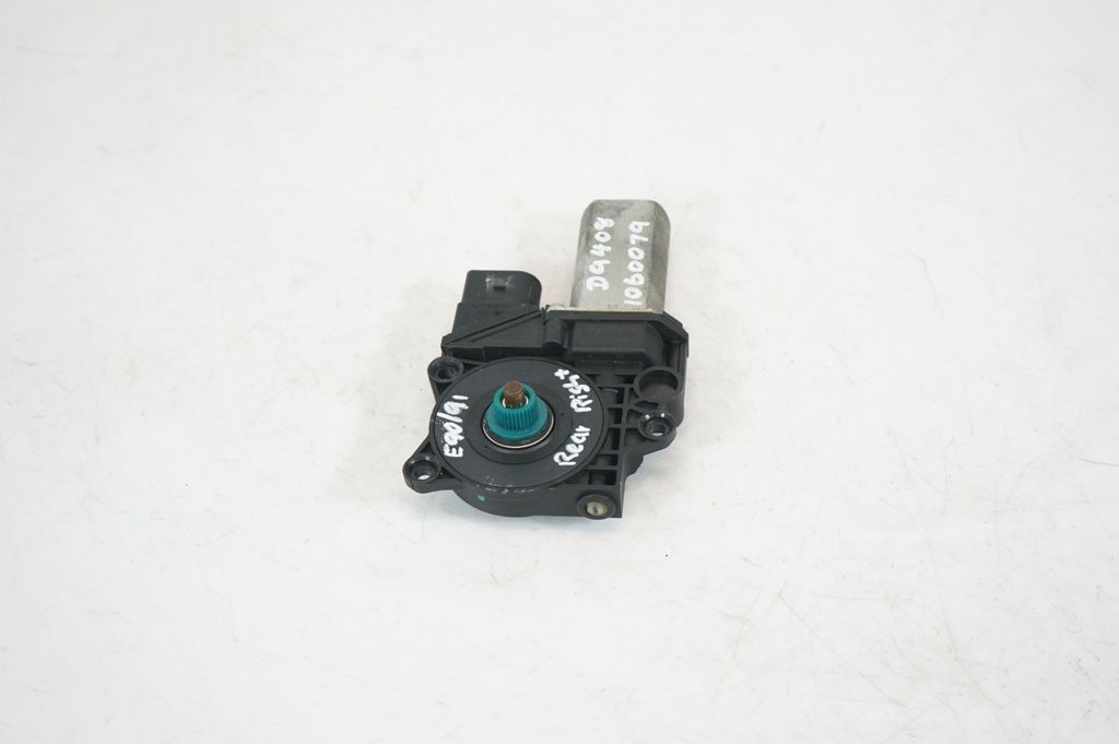 Rear door window regulator with motor (4)