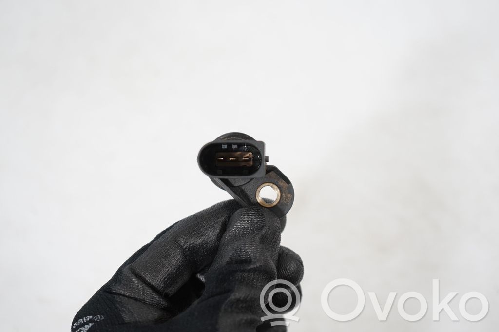 Crankshaft speed sensor (5)