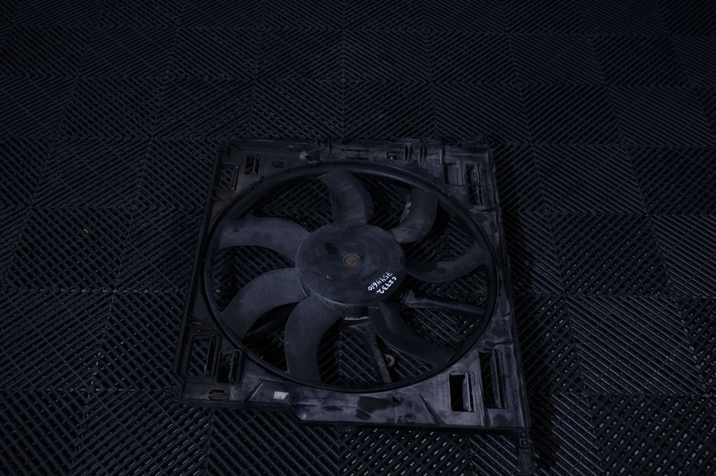 Electric radiator cooling fan (4)