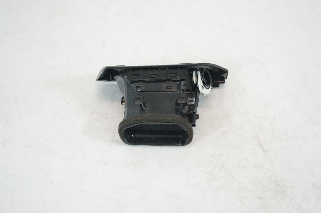 Dashboard side air vent grill/cover trim (3)