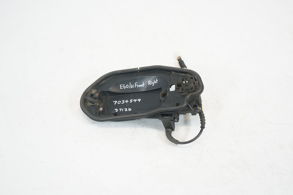 Rear door exterior handle