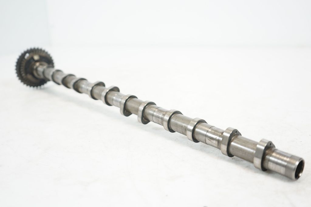 Camshaft (6)