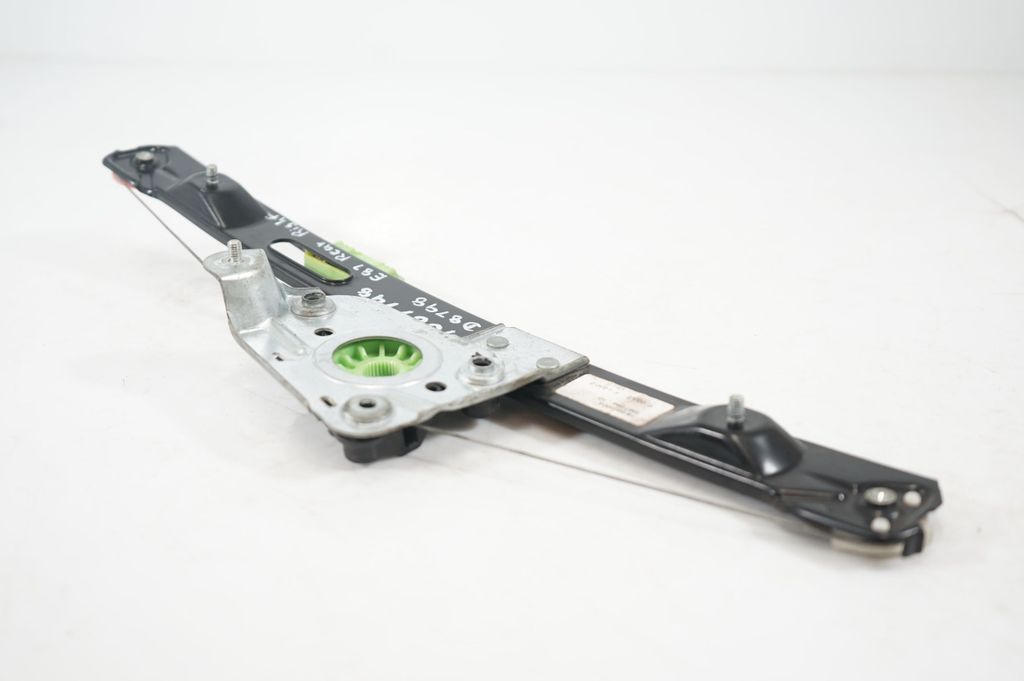 Rear door window regulator with motor (5)