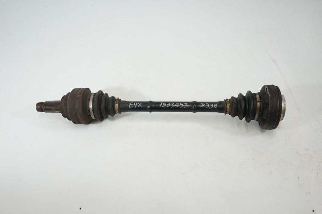 Rear driveshaft