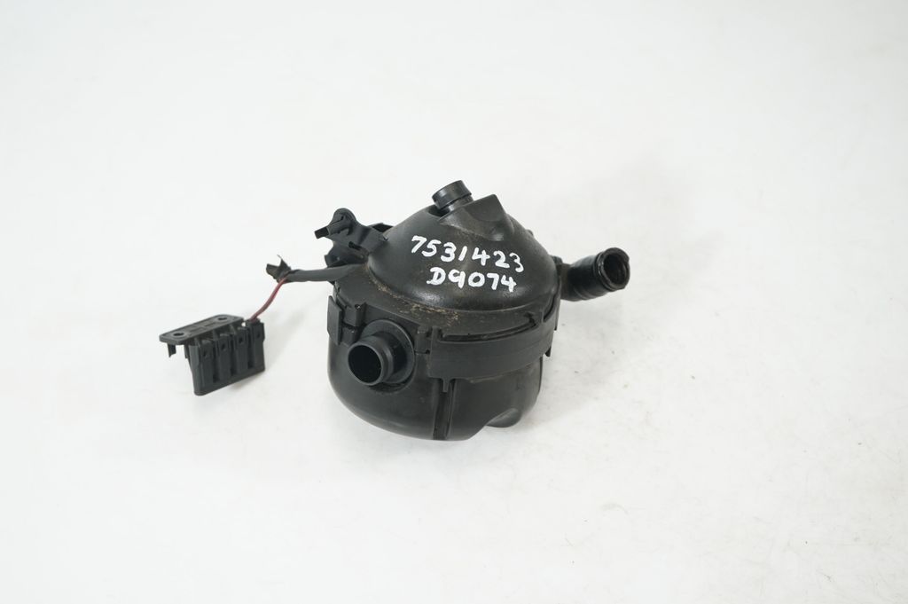 Oil breather separator