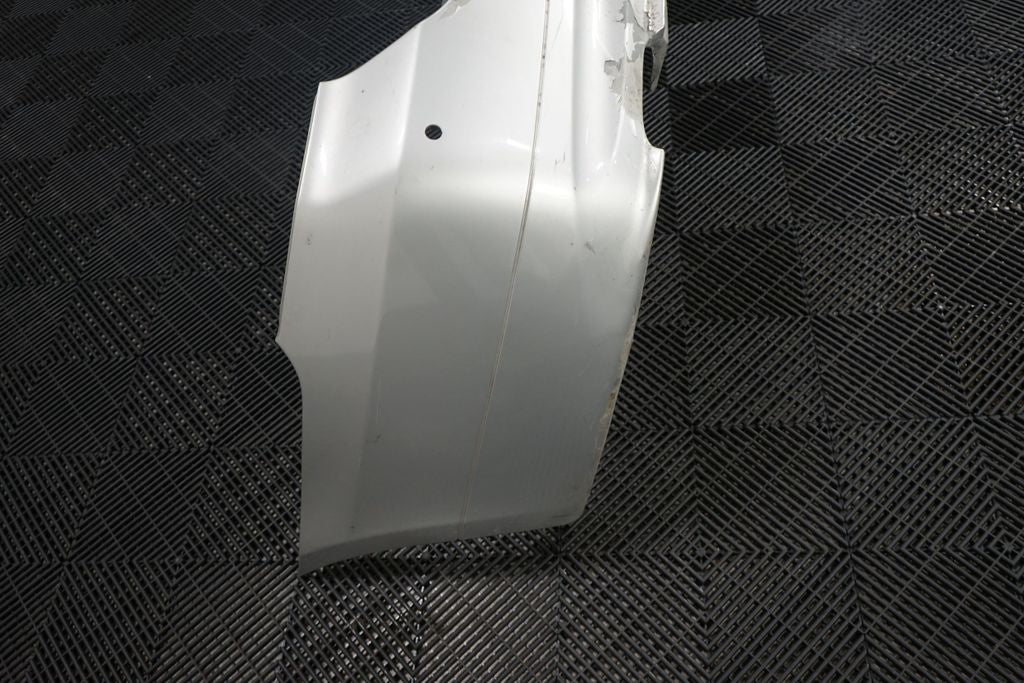 Rear bumper (8)