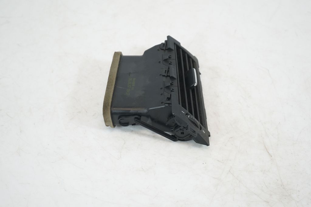 Dashboard side air vent grill/cover trim (4)