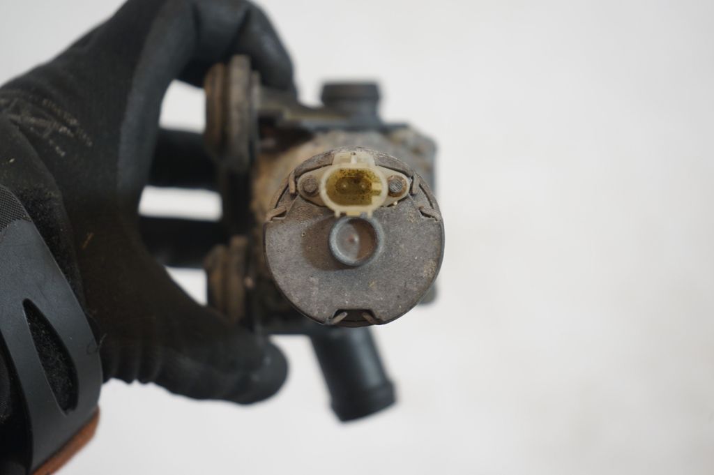 Electric auxiliary coolant/water pump (7)