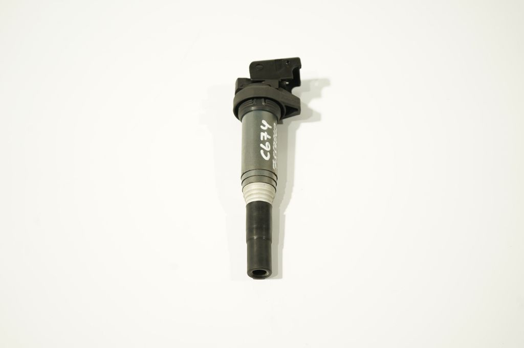 High voltage ignition coil
