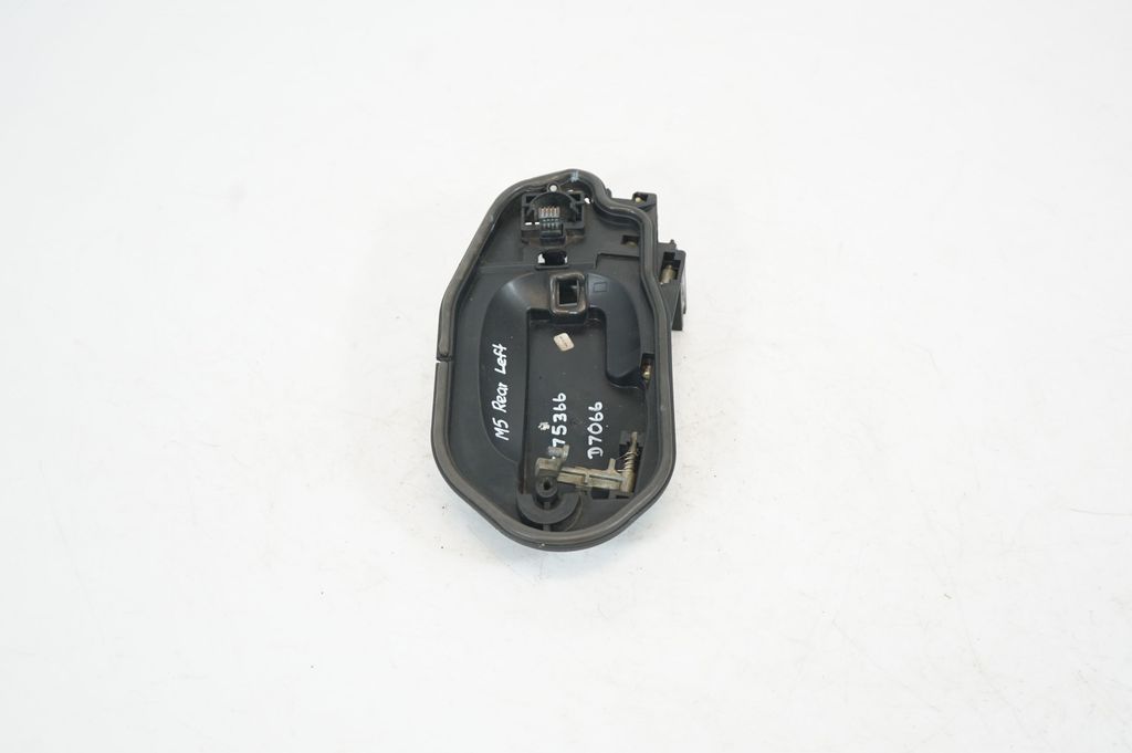 Rear door exterior handle (4)