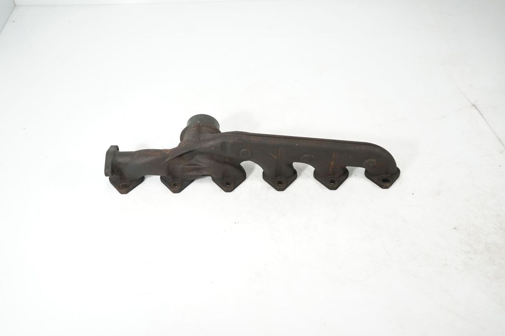 Exhaust manifold (3)