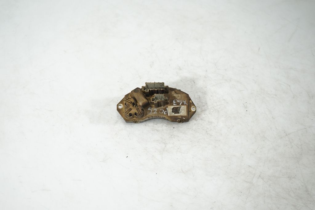 Heater blower motor/fan resistor (5)