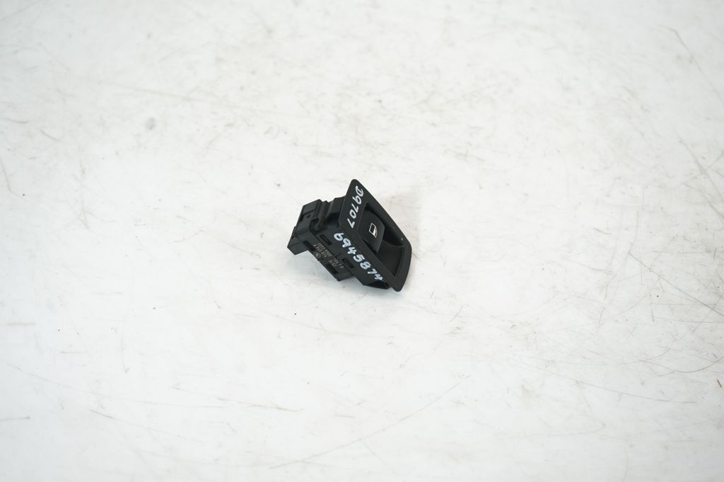 Electric window control switch (4)