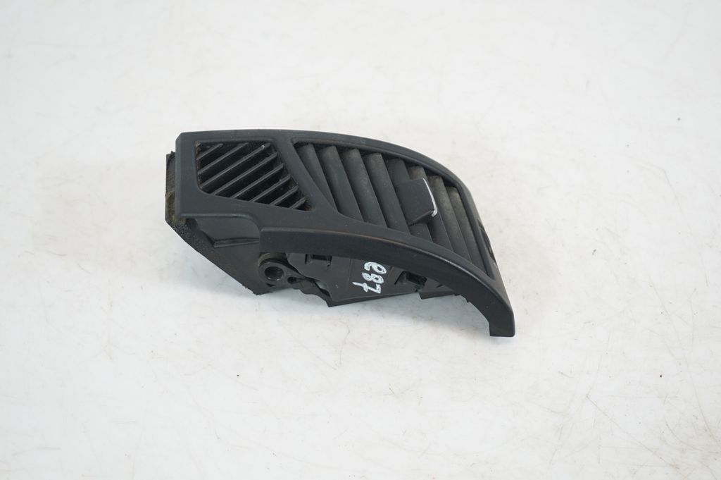 Dashboard side air vent grill/cover trim (4)