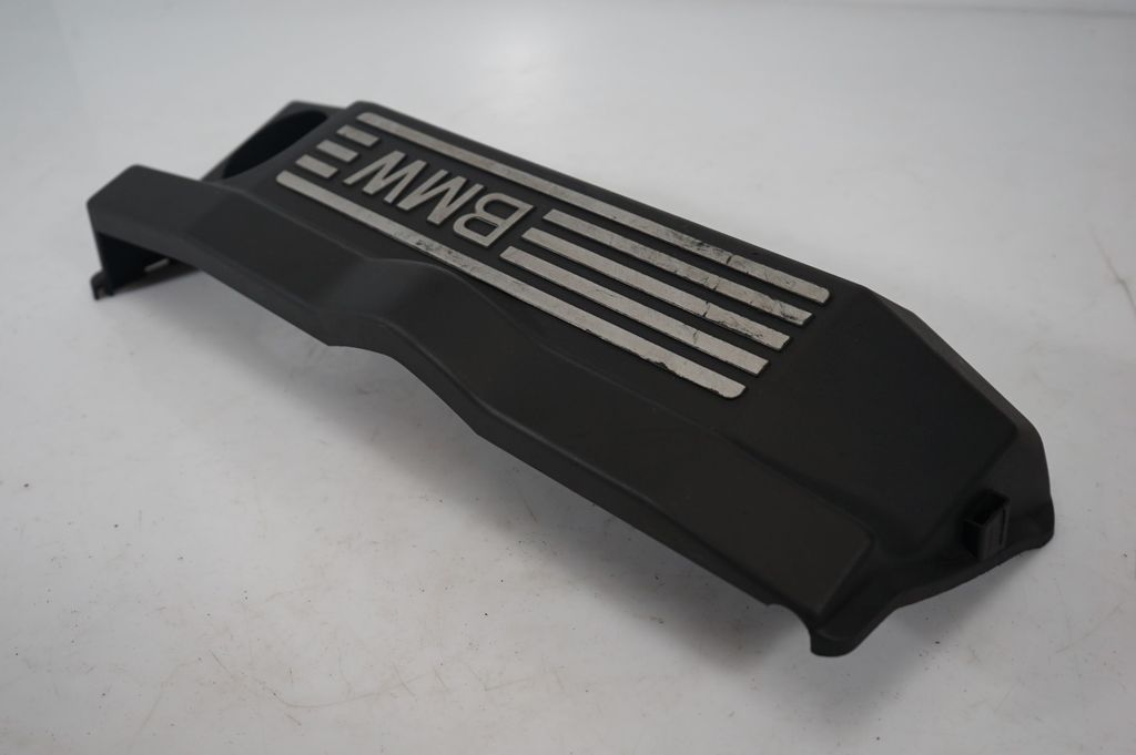 Engine cover (trim) (6)