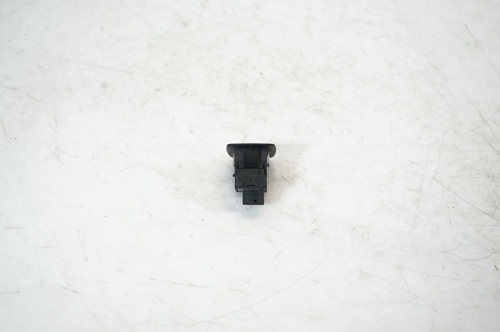 Electric window control switch (3)