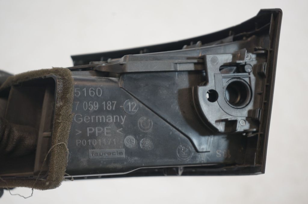 Dashboard side air vent grill/cover trim (7)