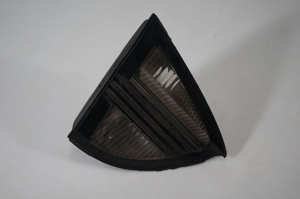 Tailgate rear/tail lights (2)