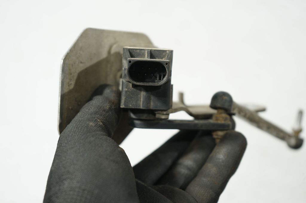 Headlight/headlamp level sensor (6)