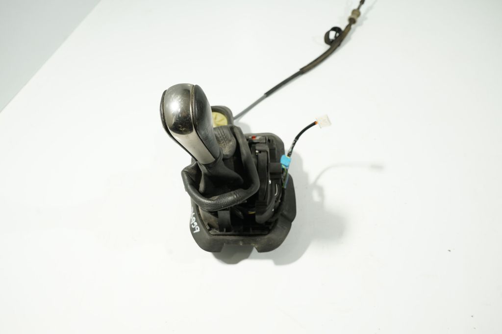 Gear shifter/selector (3)