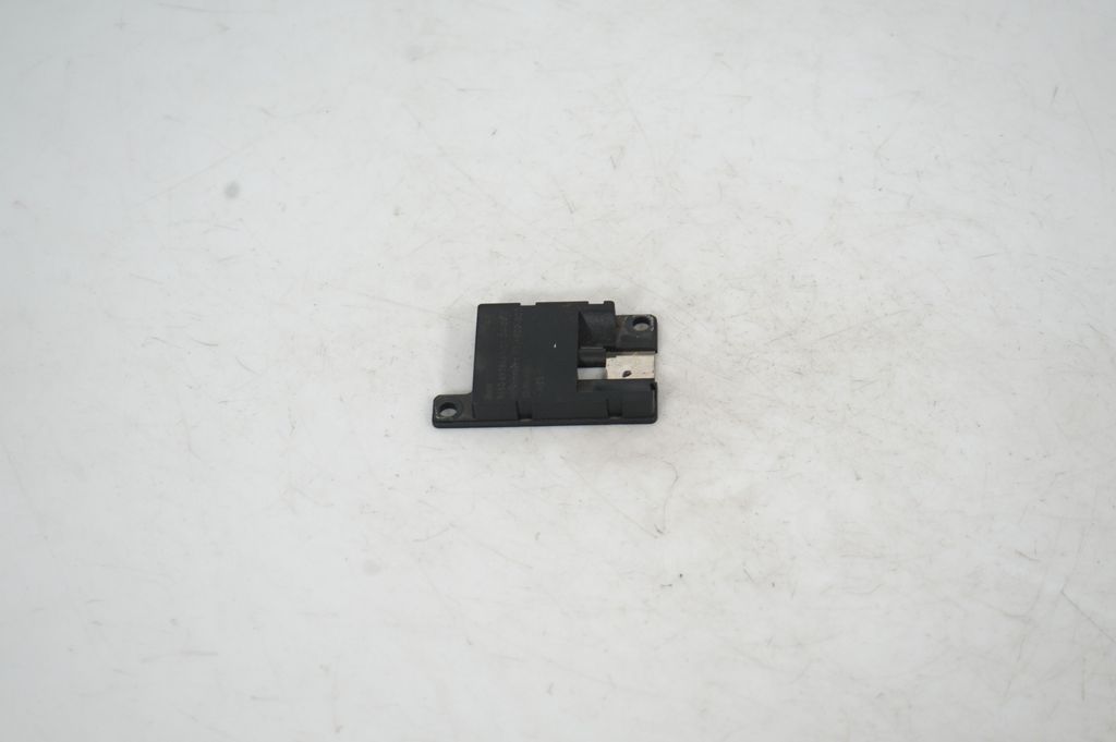 Aerial antenna switch