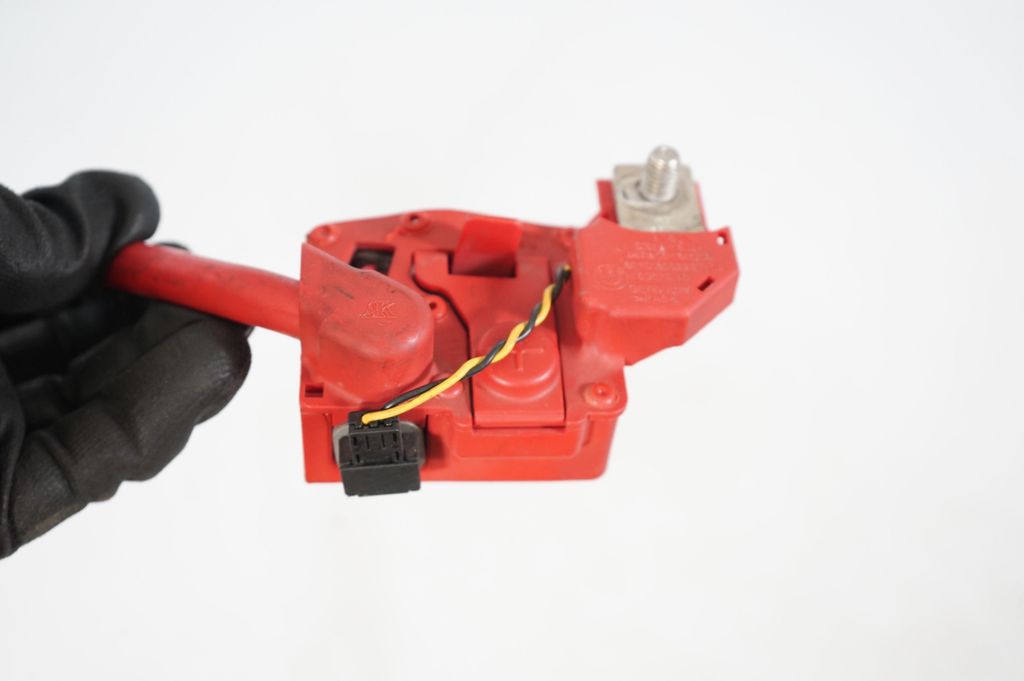 Positive cable (battery) (6)