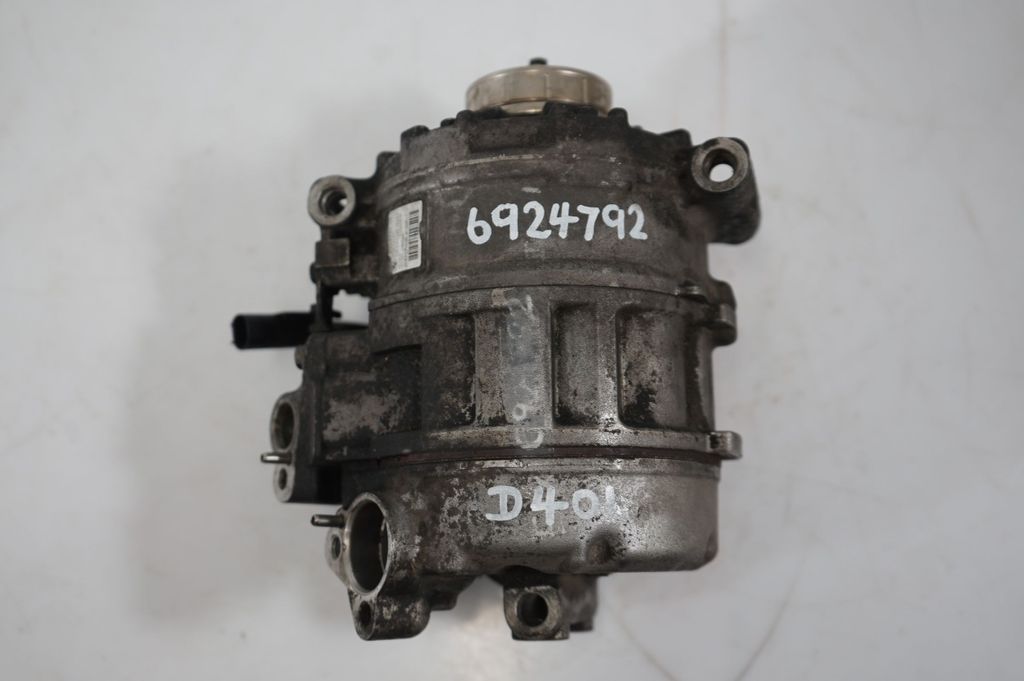 Air conditioning (A/C) compressor (pump) (10)
