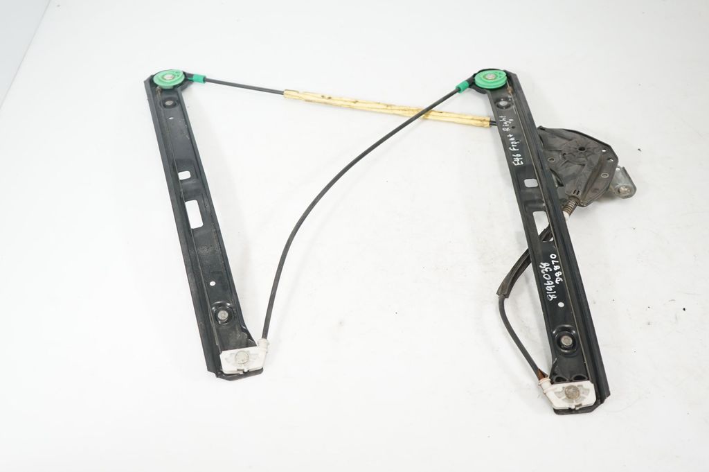 Front door window regulator with motor (4)