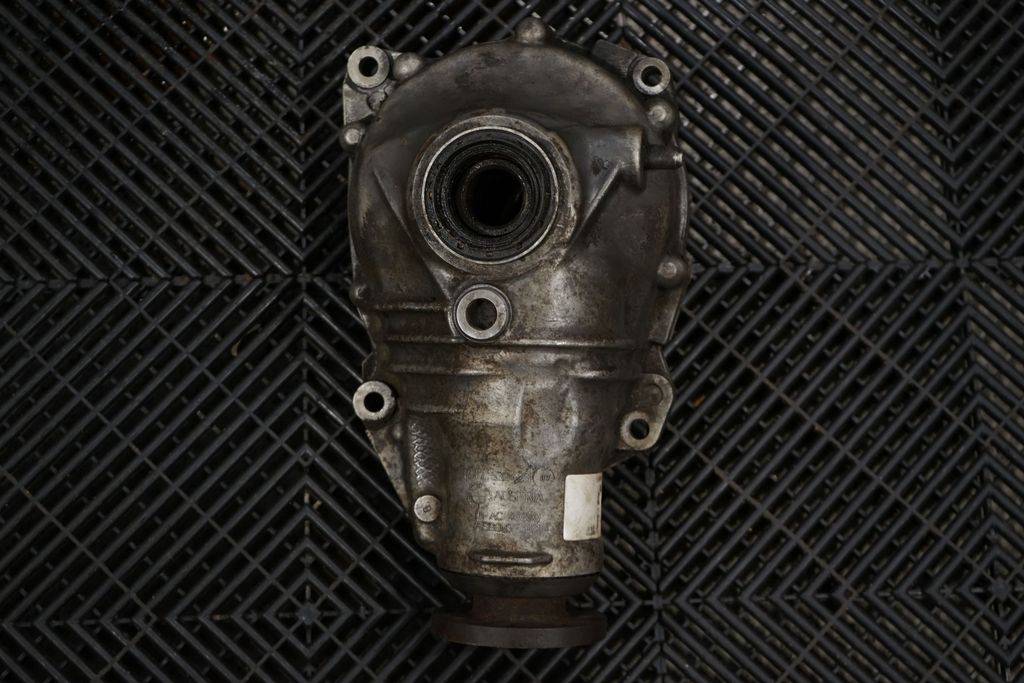 Front differential (6)