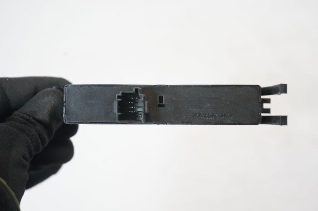 Electric window control switch (6)