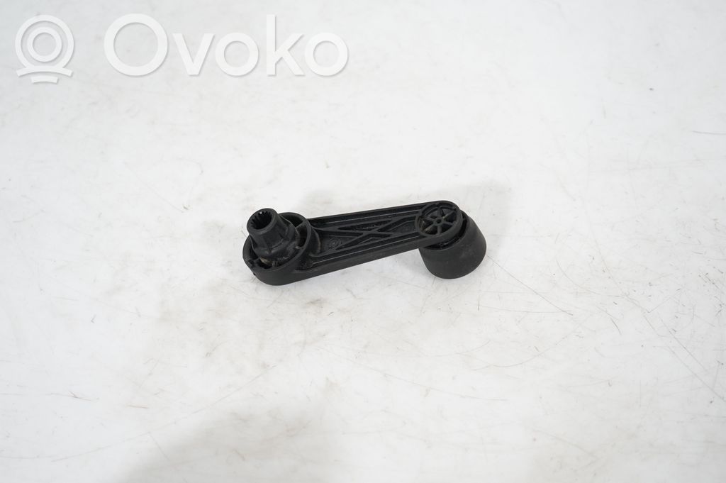 Rear door window winding handle (5)