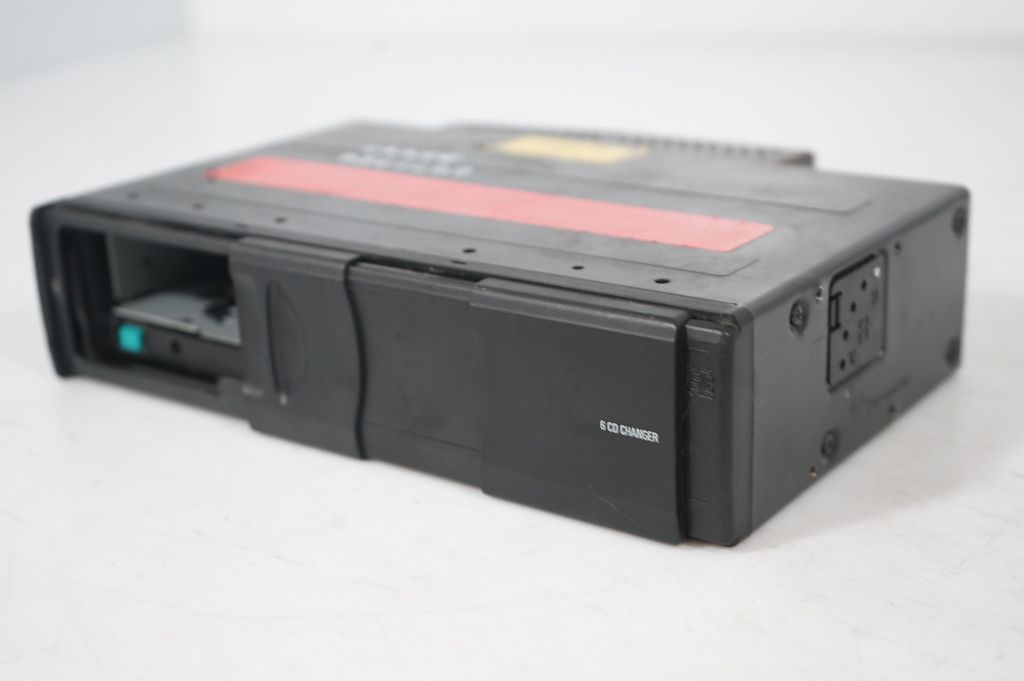CD/DVD changer (6)