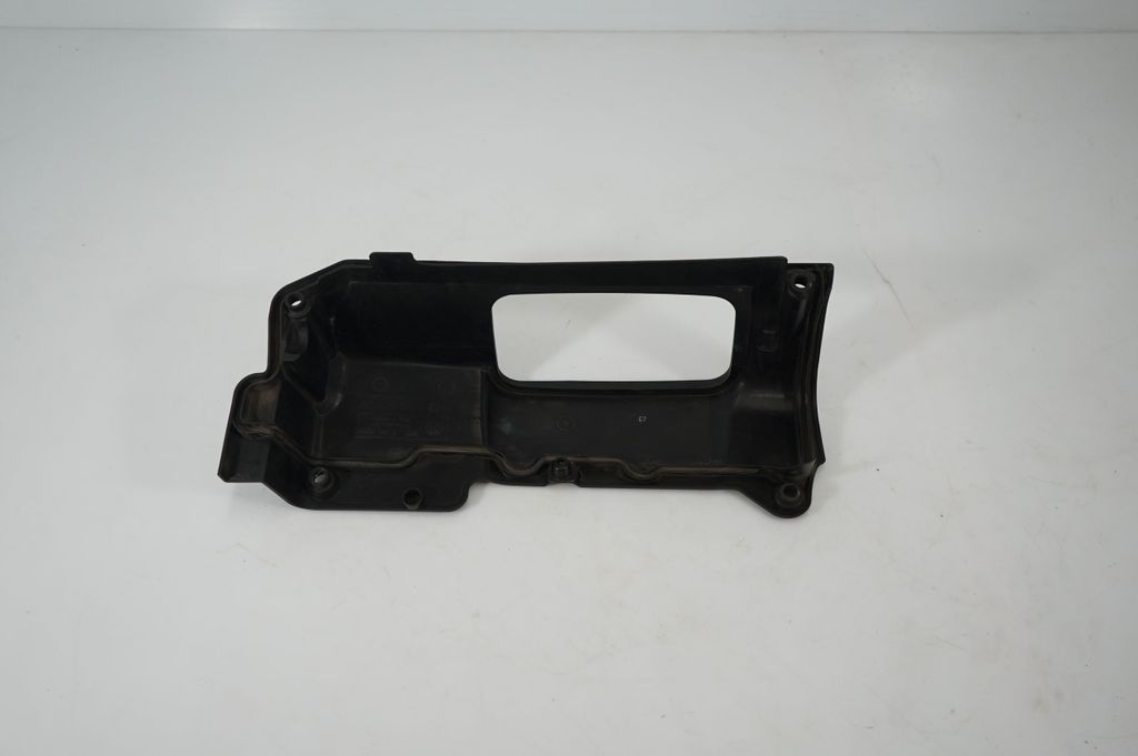 Air filter box cover (5)