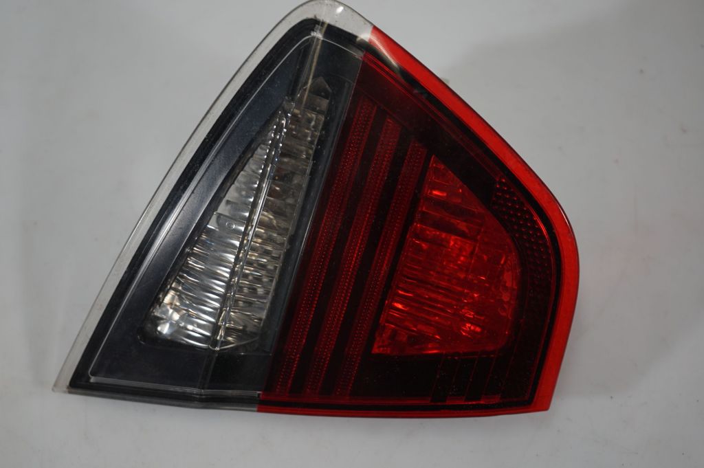 Rear/tail lights (6)