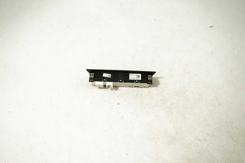 Other switches/knobs/shifts (3)