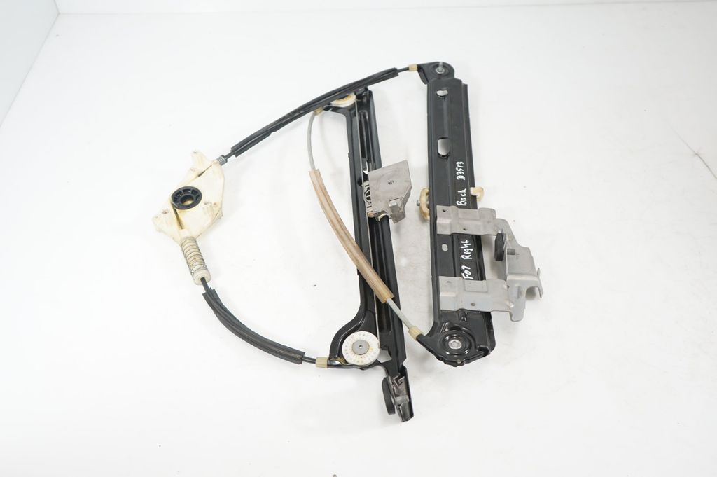 Front door window regulator with motor (4)