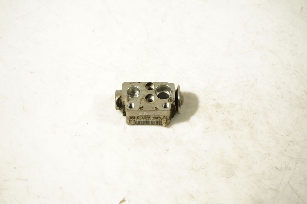Air conditioning (A/C) expansion valve