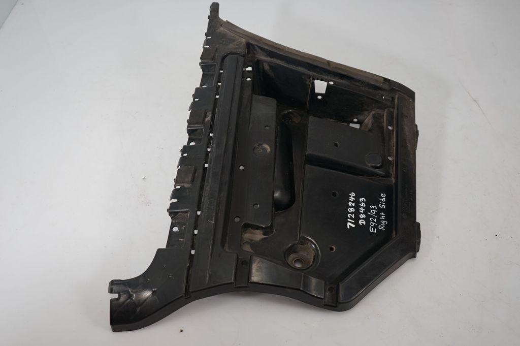 Rear bumper mounting bracket (4)