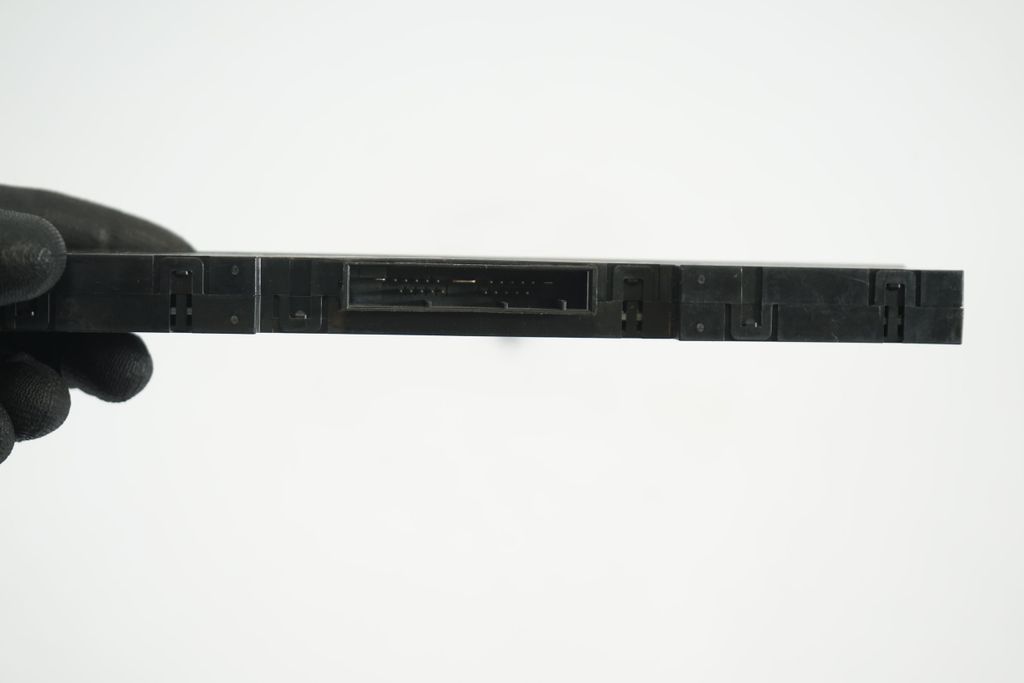 Seat heating switch (7)