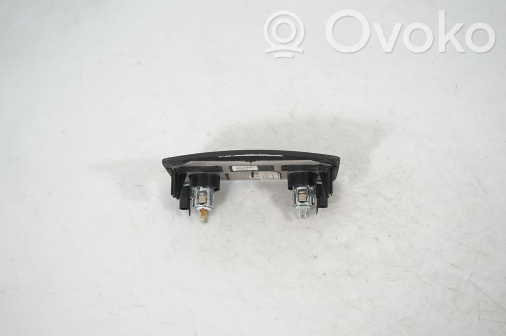 Cigarette lighter trim rear (3)