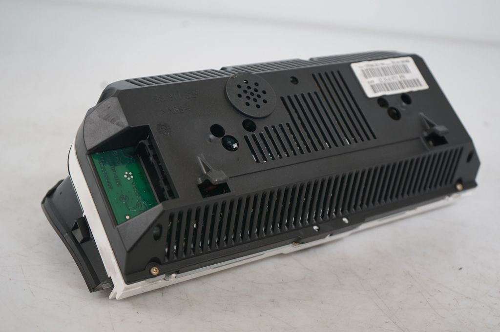 Speedometer (instrument cluster) (7)