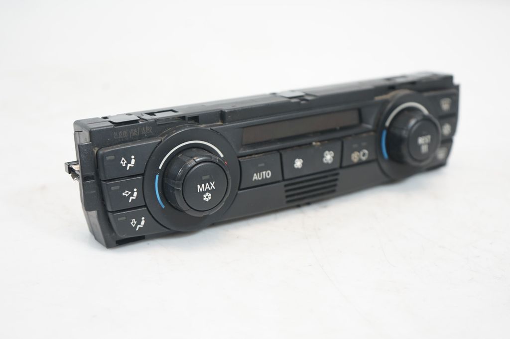 Climate control unit (7)