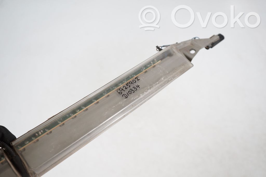 Third/center stoplight (7)