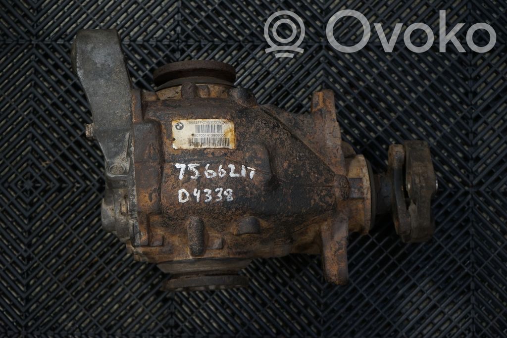 Rear differential (6)