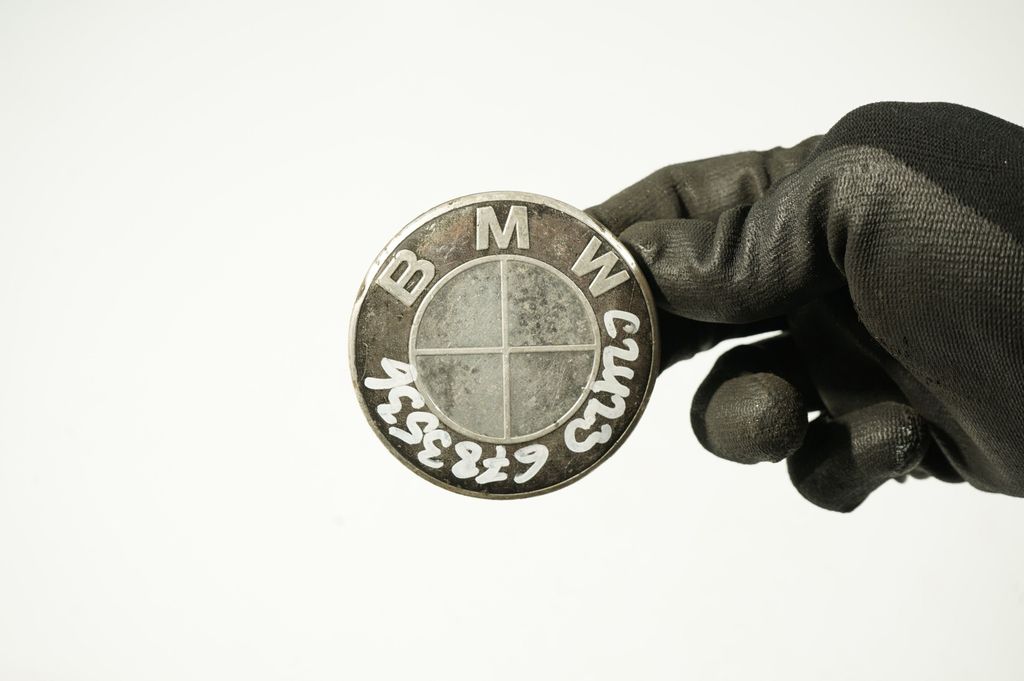 Original wheel cap (8)