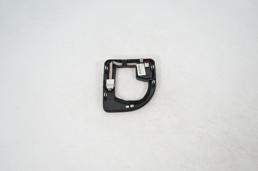 Gear shifter surround trim plastic (5)