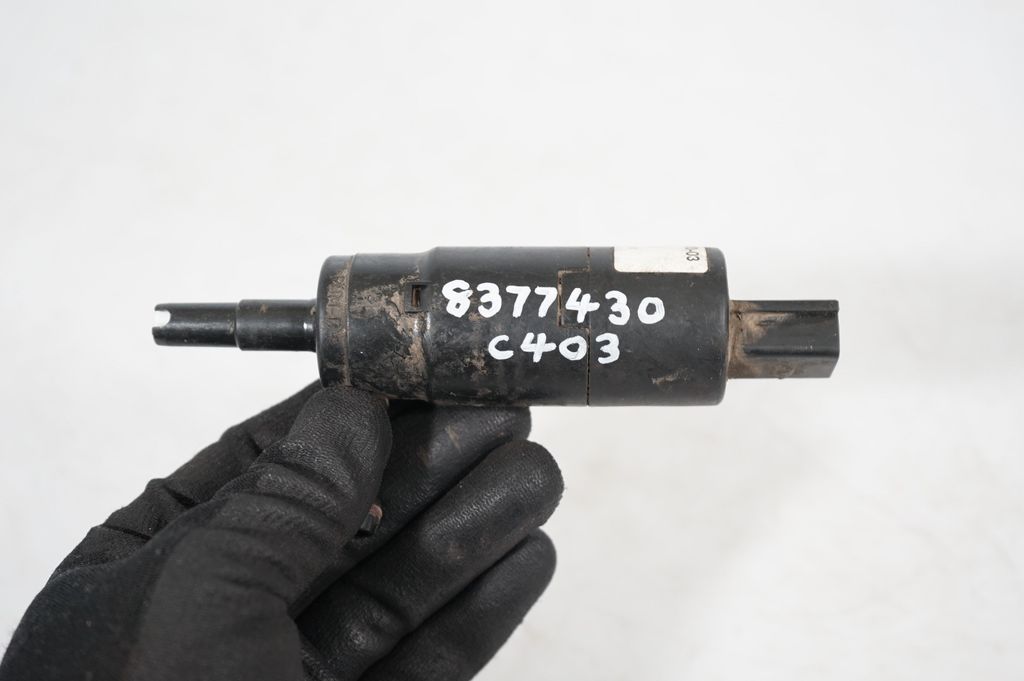 Headlight washer pump (7)