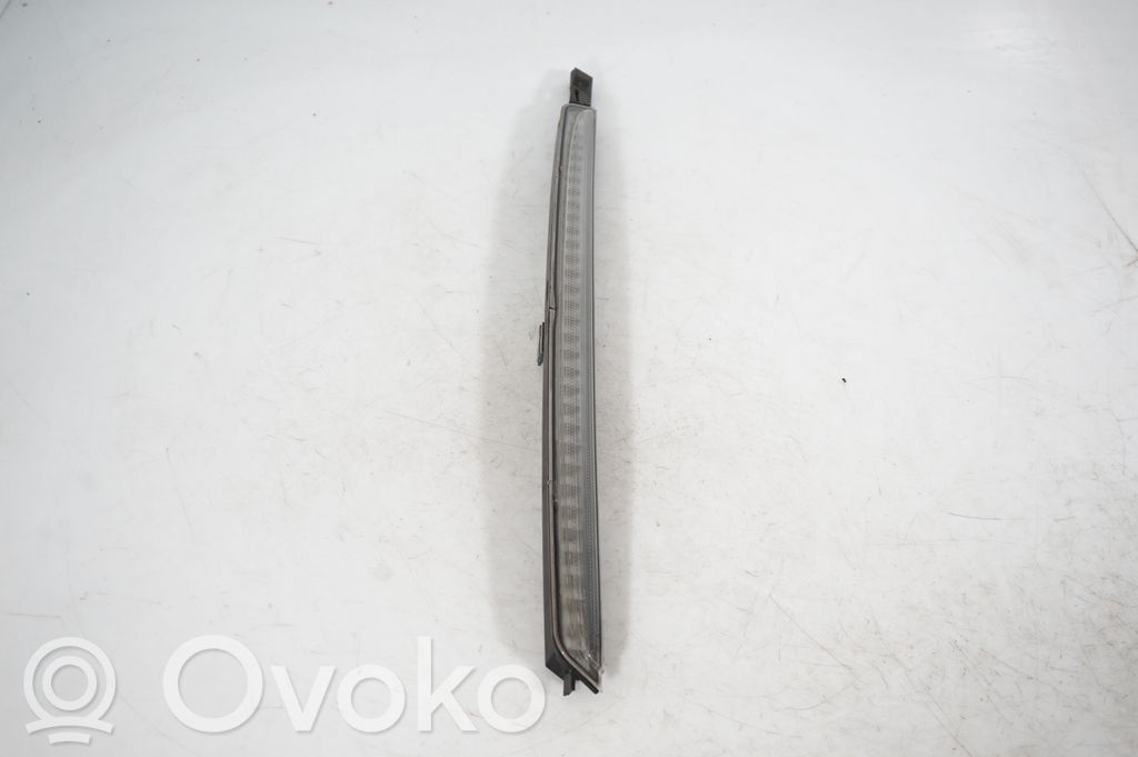 Third/center stoplight (4)